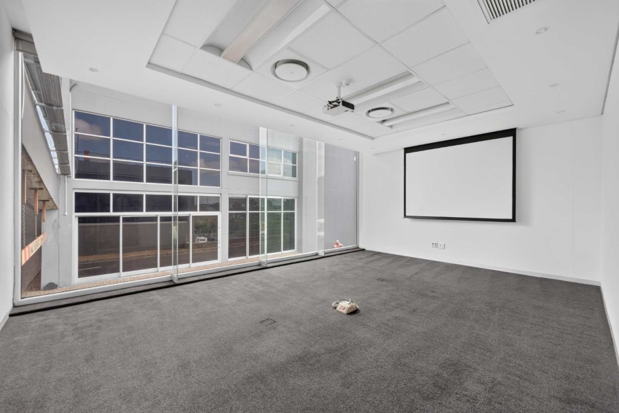 To Let Commercial Property for Rent in Paarden Eiland Western Cape